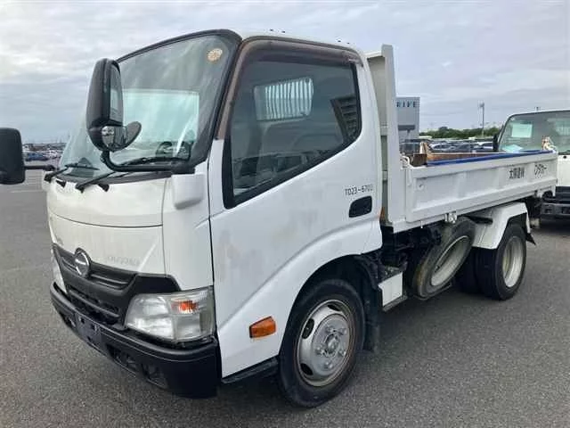Hino Dutro  с аукциона в Японии