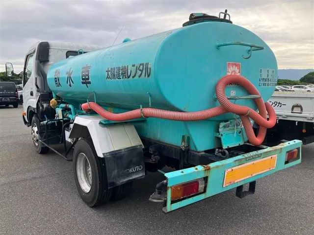 Hino Dutro  с аукциона в Японии