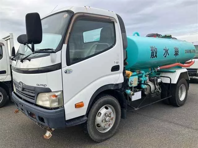Hino Dutro  с аукциона в Японии