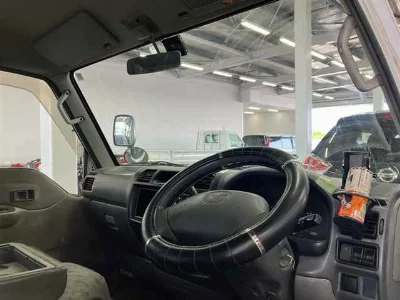 Mazda Bongo Brawny