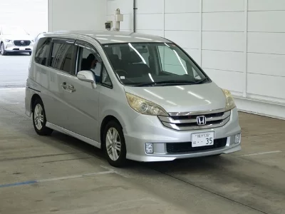 Honda STEPWGN SPADA