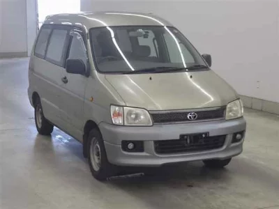 Toyota Lite Ace Noah
