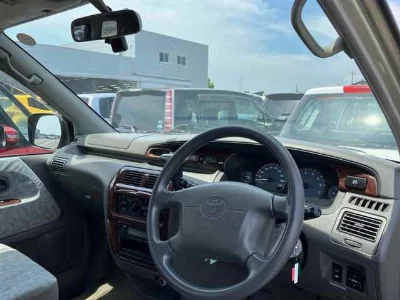 Toyota Lite Ace Noah
