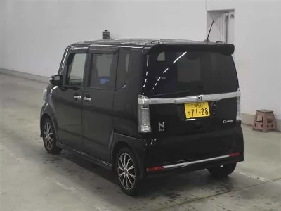 Honda N BOX CUSTOM