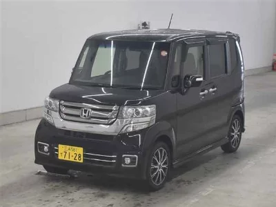 Honda N BOX CUSTOM