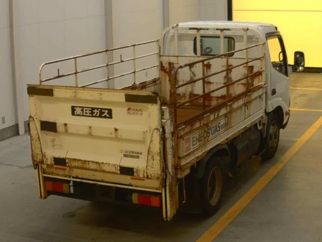 Hino Dutro  с аукциона в Японии
