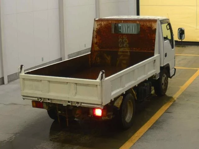 Isuzu Elf  с аукциона в Японии