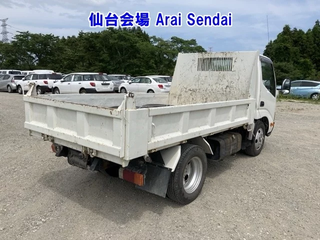Hino Dutro  с аукциона в Японии