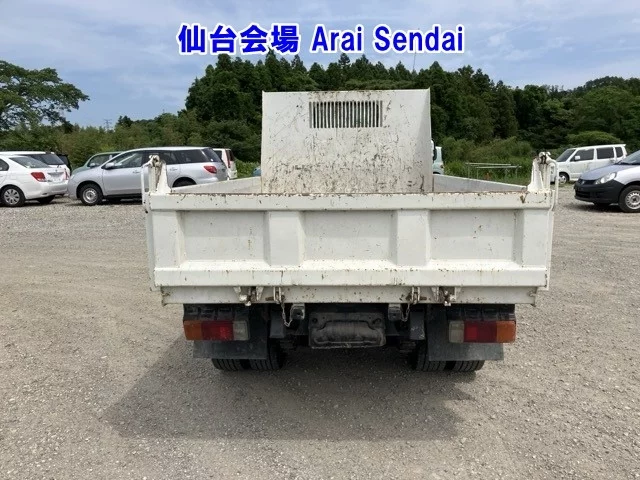 Hino Dutro  с аукциона в Японии