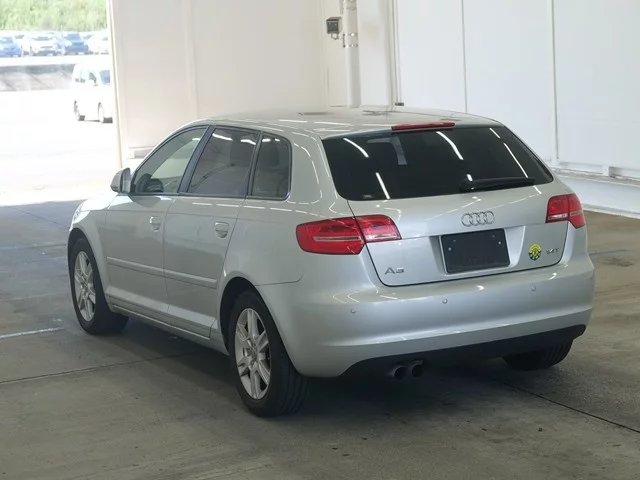 Audi A3  с аукциона в Японии