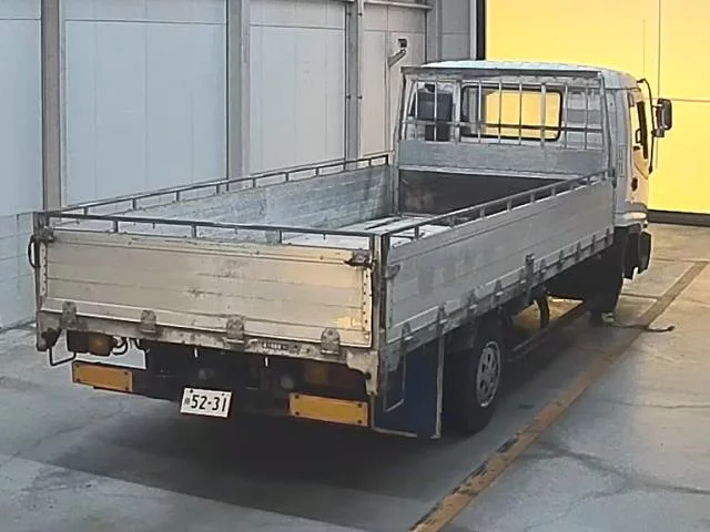 Isuzu Forward  с аукциона в Японии