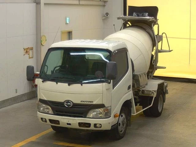 Hino Dutro  с аукциона в Японии
