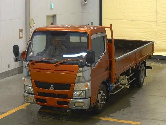 Mitsubishi Fuso Canter  с аукциона в Японии
