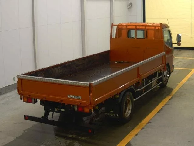 Mitsubishi Fuso Canter  с аукциона в Японии