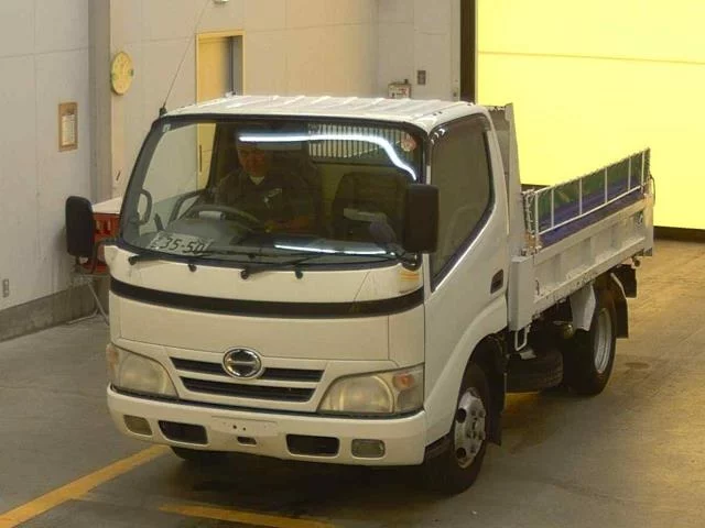 Hino Dutro  с аукциона в Японии