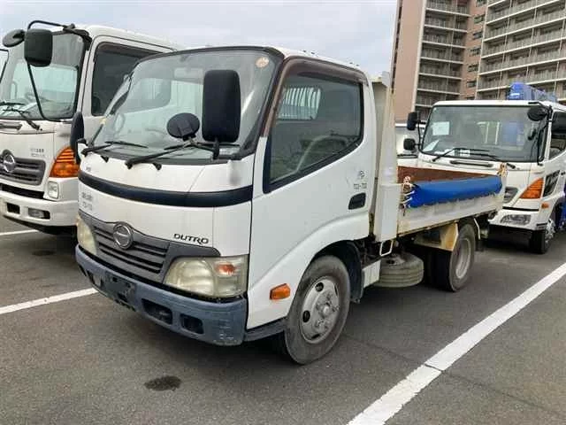 Hino Dutro  с аукциона в Японии