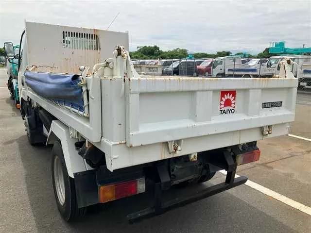Hino Dutro  с аукциона в Японии