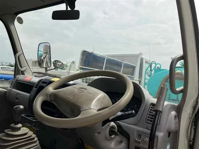 Hino Dutro  с аукциона в Японии