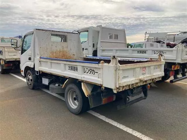Hino Dutro  с аукциона в Японии