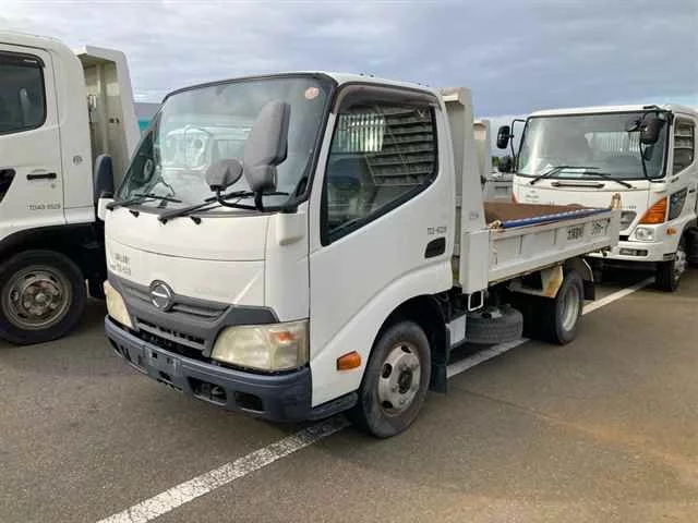 Hino Dutro  с аукциона в Японии