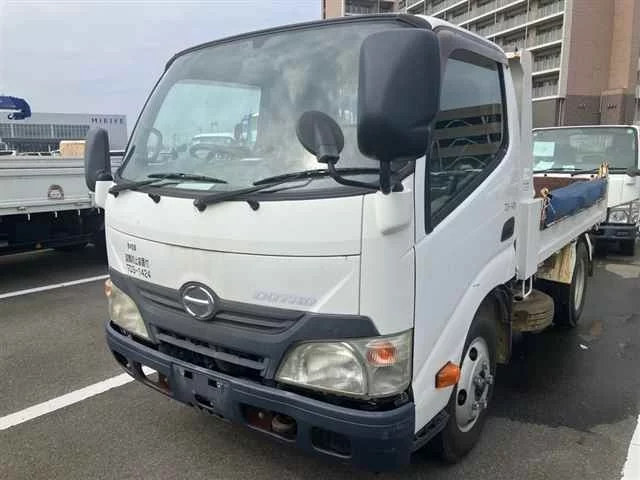 Hino Dutro  с аукциона в Японии