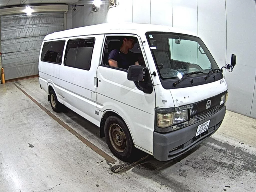 Mazda Bongo Brawny  с аукциона в Японии