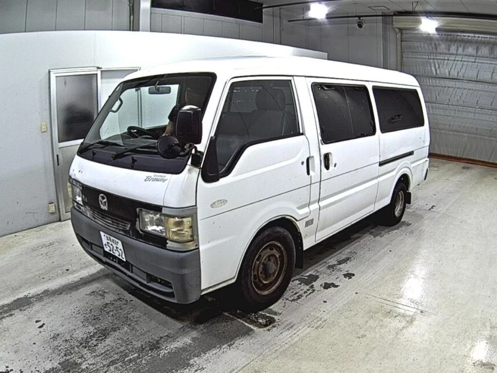Mazda Bongo Brawny  с аукциона в Японии