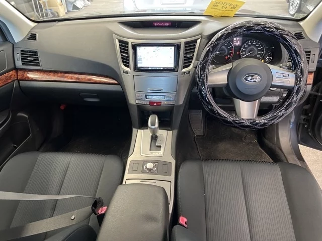 Subaru Legacy  с аукциона в Японии