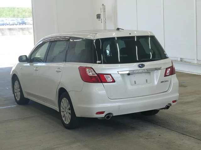 Subaru Exiga  с аукциона в Японии