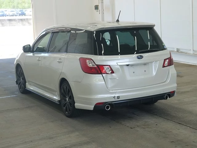Subaru Exiga  с аукциона в Японии