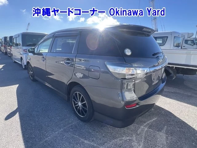 Toyota Wish  с аукциона в Японии