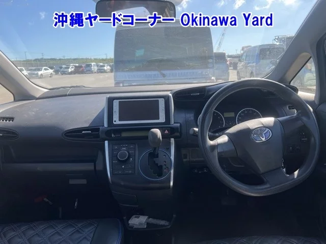 Toyota Wish  с аукциона в Японии