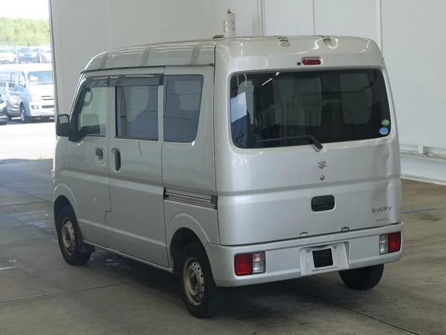 Suzuki Every  с аукциона в Японии