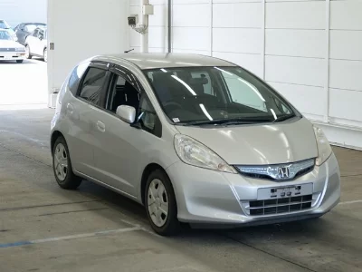 Honda FIT HYBRID
