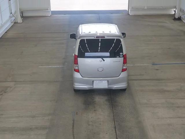 Suzuki Wagon R  с аукциона в Японии
