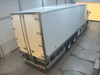 NISSAN UD