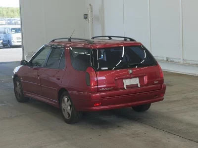 Peugeot 306