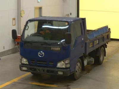 Mazda Titan