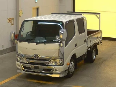 TOYOTA DYNA