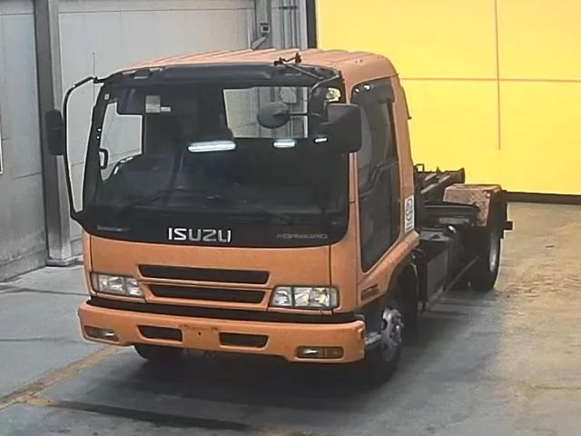 Isuzu Forward  с аукциона в Японии
