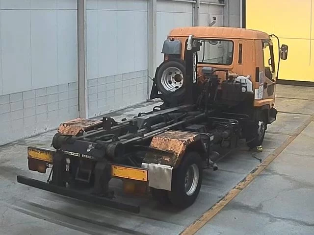 Isuzu Forward  с аукциона в Японии