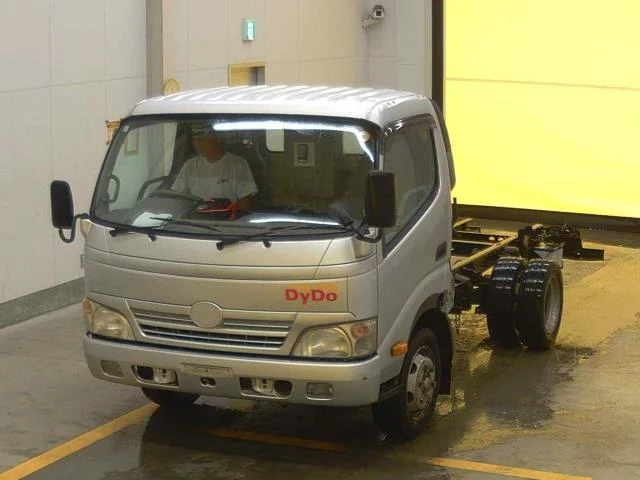 Hino Dutro  с аукциона в Японии