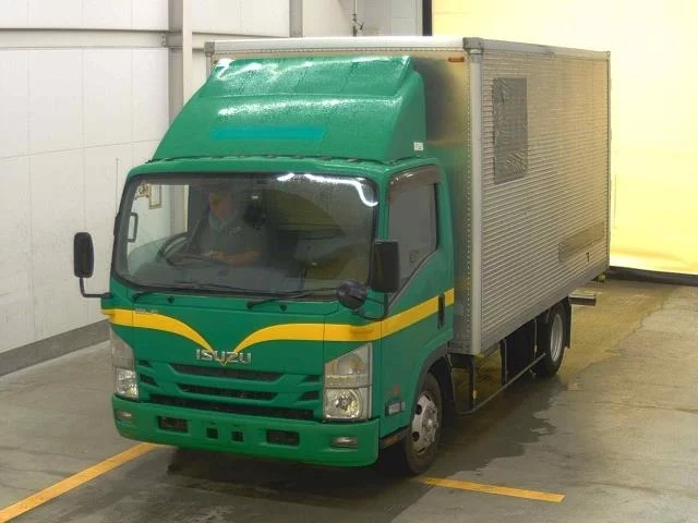 Isuzu Elf  с аукциона в Японии