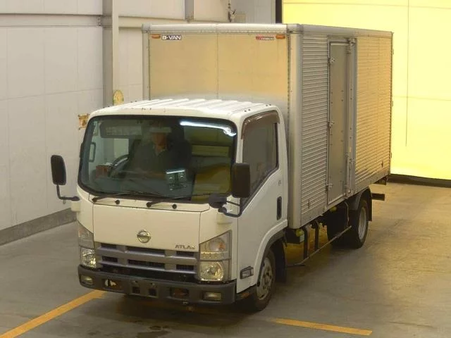 Nissan Atlas  с аукциона в Японии