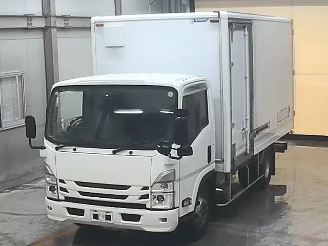 Isuzu Elf  с аукциона в Японии
