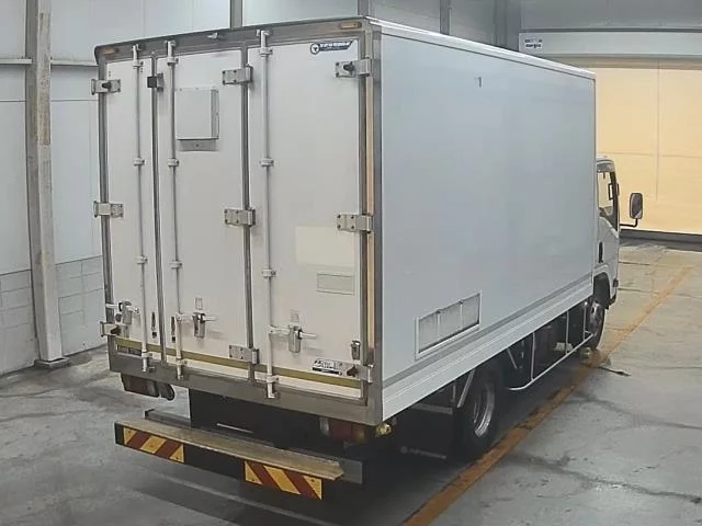 Isuzu Elf  с аукциона в Японии
