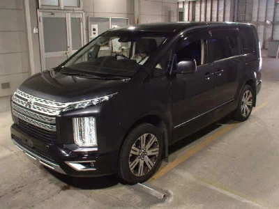 MITSUBISHI DELICA D:5