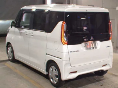 Mitsubishi eK X Space