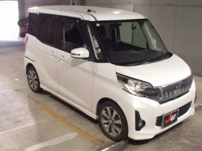 Mitsubishi eK X Space