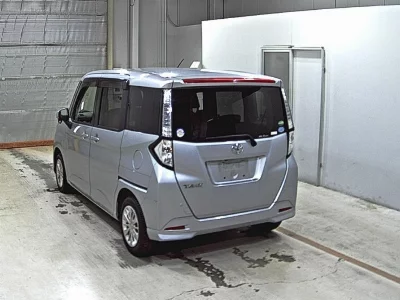 Toyota Tank
